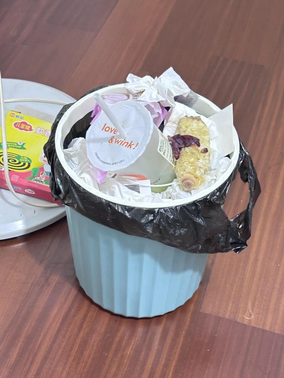 7 th&oacute;i quen nhỏ của người nghỉ hưu gi&uacute;p nh&agrave; lu&ocirc;n gọn: Kh&ocirc;ng cần ở biệt thự vẫn thấy cuộc sống &ldquo;dễ thở&rdquo; hơn mỗi ng&agrave;y - Ảnh 8.