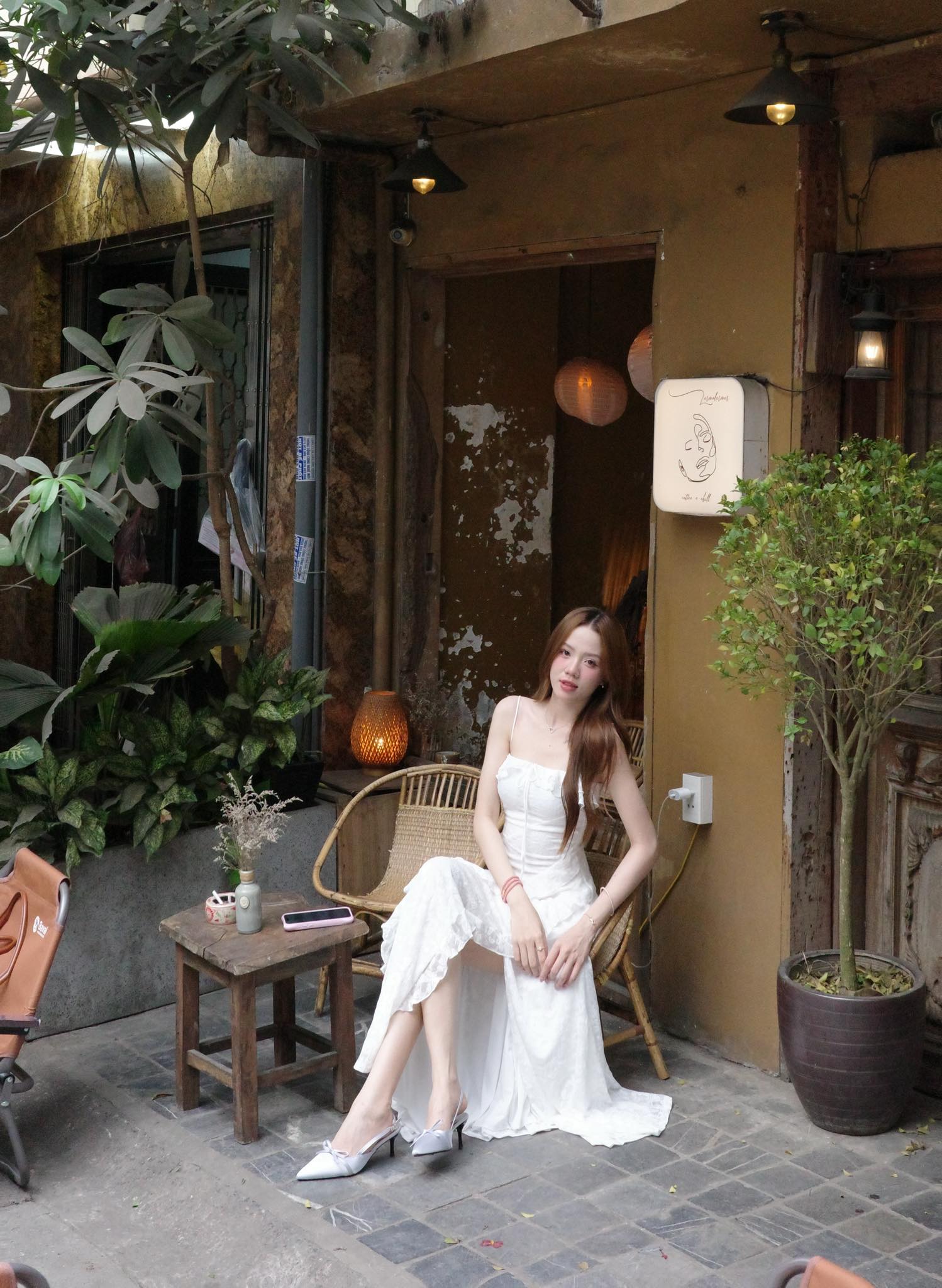 C&ocirc; d&acirc;u 27 tuổi viral TikTok v&igrave; gu thẩm mỹ xịn: Đời thường cực xinh, style si&ecirc;u cuốn - Ảnh 3.