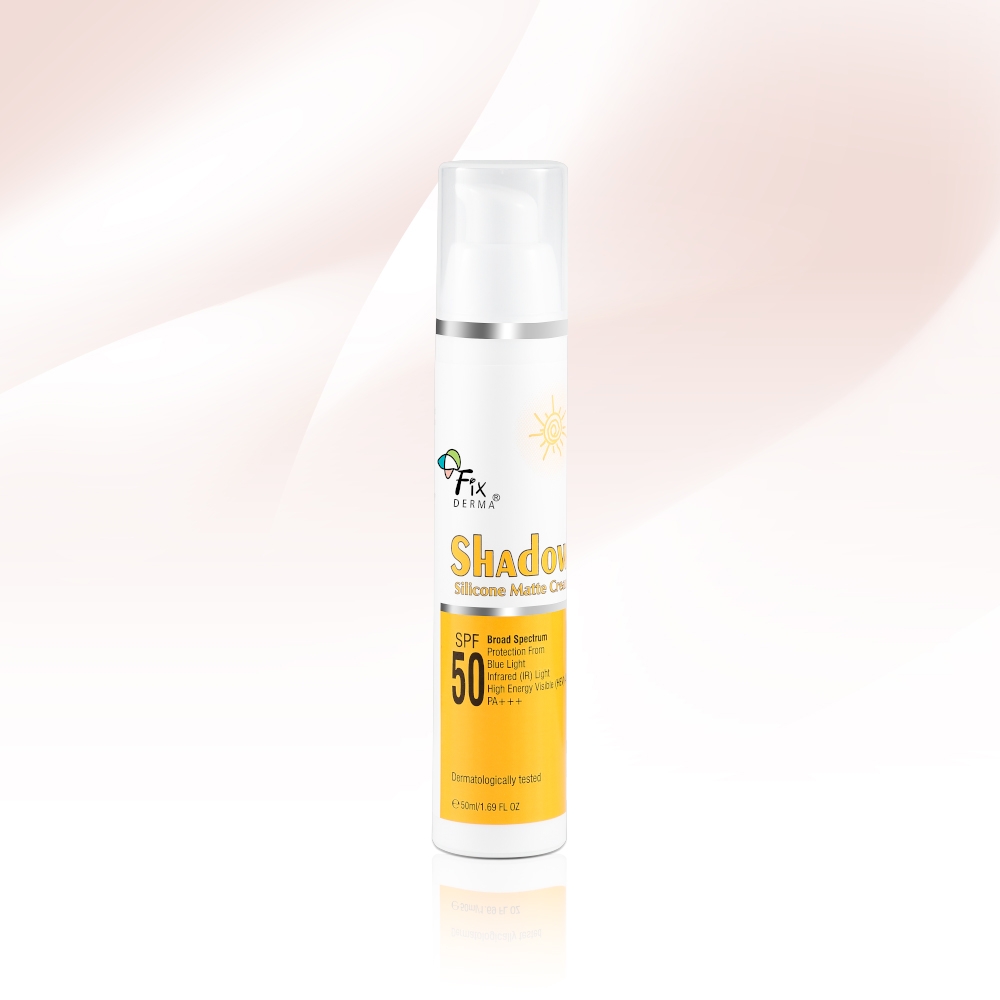 Mua kem chống nắng chỉ nh&igrave;n SPF l&agrave; sai lầm phổ biến khiến da ng&agrave;y c&agrave;ng nhanh l&atilde;o h&oacute;a - Ảnh 7.