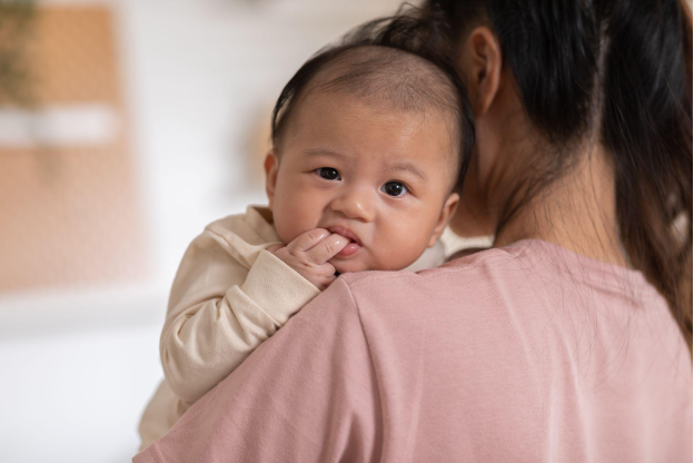 Cảnh báo gia tăng viêm phổi do RSV ở trẻ dưới 1 tuổi khi giao mùa - Ảnh 1. Cảnh báo gia tăng viêm phổi do RSV ở trẻ dưới 1 tuổi khi giao mùa - Ảnh 1.