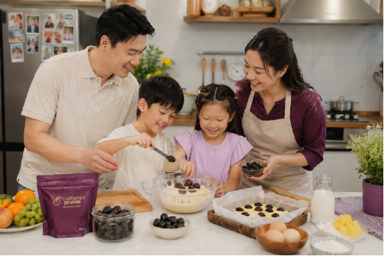 Thay v&igrave; thuốc hay thực phẩm chức năng: Lựa chọn tự nhi&ecirc;n cho sức khỏe gia đ&igrave;nh từ g&oacute;c nh&igrave;n của mẹ - Ảnh 1.