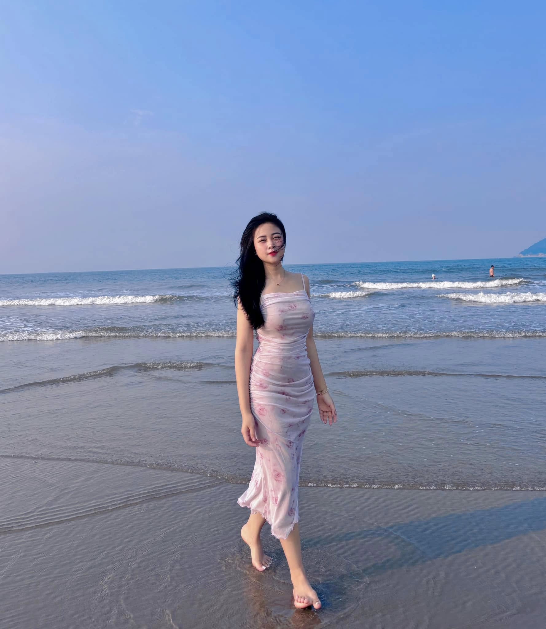 V&otilde; Nhật Linh: H&agrave;nh tr&igrave;nh lấy lại v&oacute;c d&aacute;ng sau sinh đầy cảm hứng - Ảnh 13.
