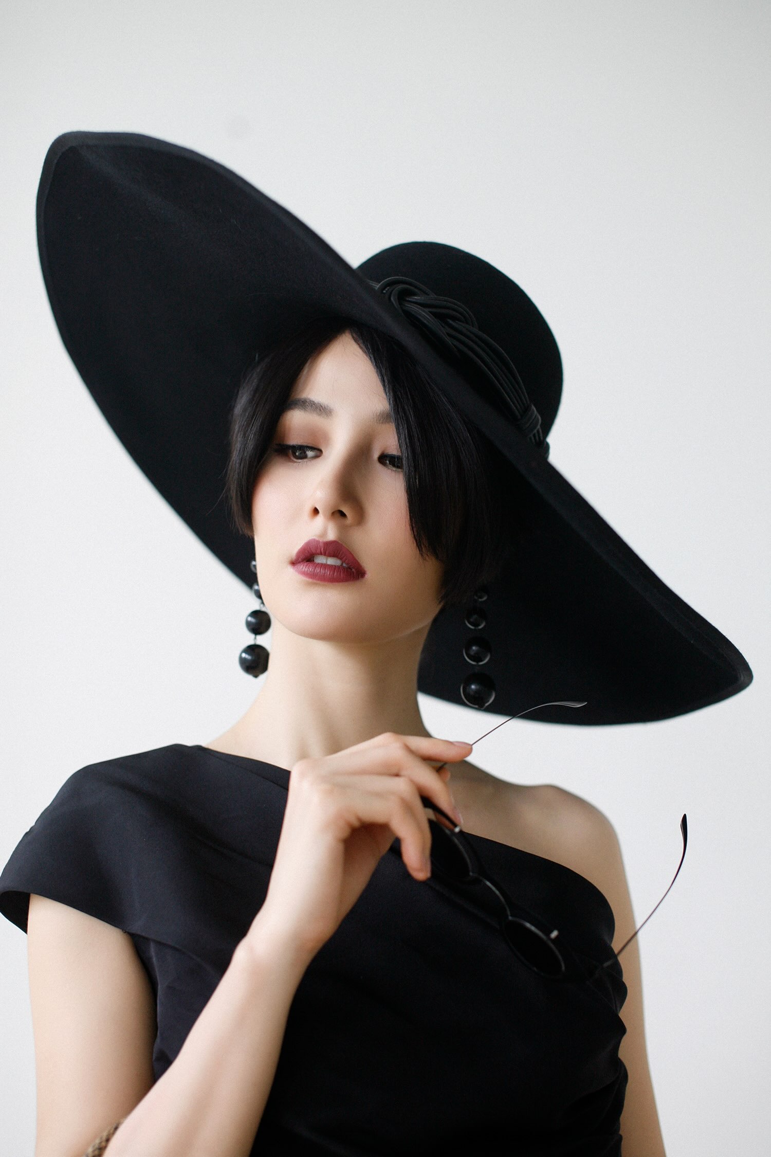 Hình ảnh 9 năm trước của mỹ nhân Việt bỗng hot khắp cõi mạng, thần thái xứng đáng lên Vogue- Ảnh 2. Hình ảnh 9 năm trước của mỹ nhân Việt bỗng hot khắp cõi mạng, thần thái xứng đáng lên Vogue- Ảnh 2.