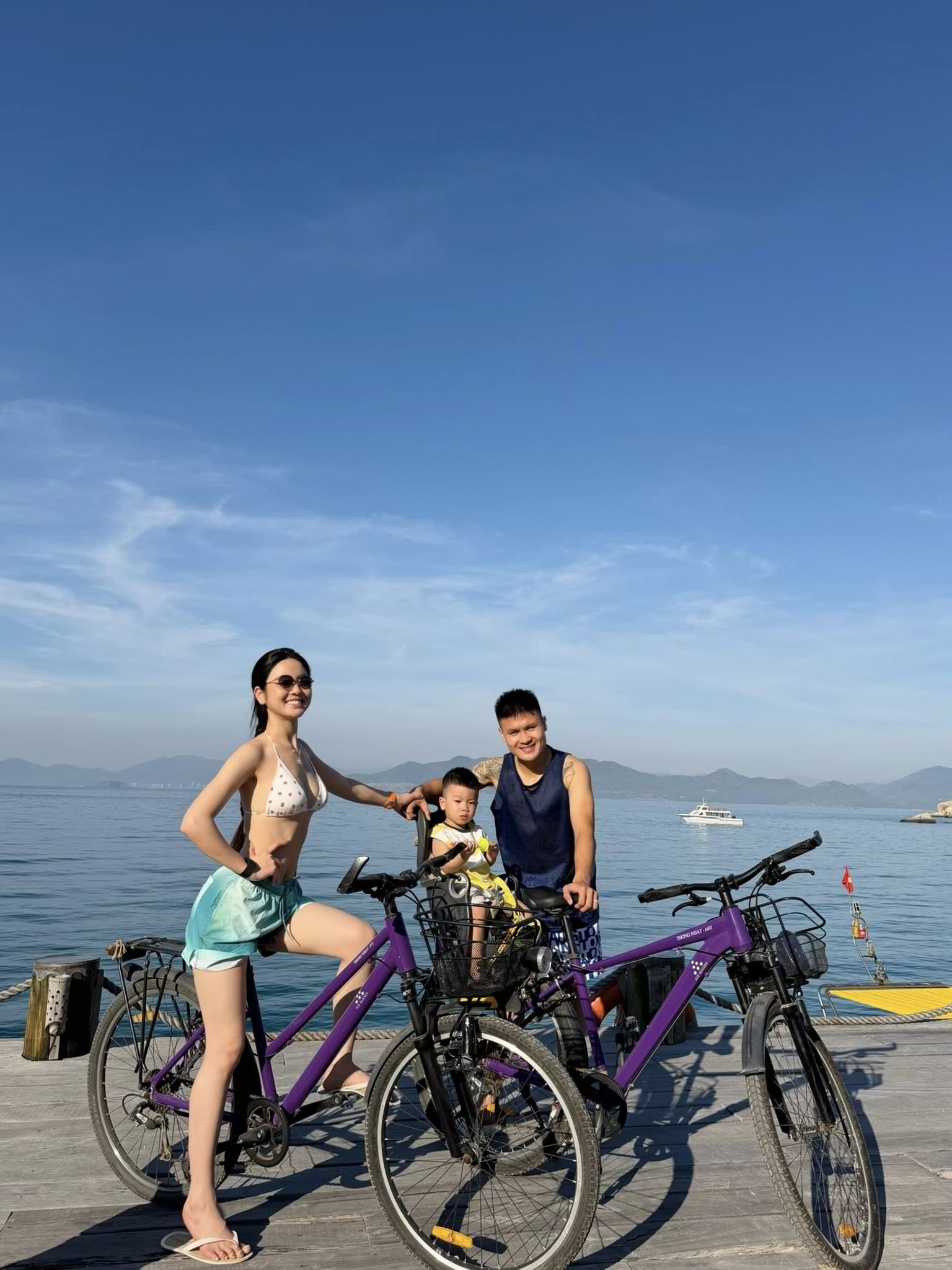 Chu Thanh Huyền v&agrave; Quang Hải c&ugrave;ng con kh&aacute;m ph&aacute; Nha Trang: Kỷ niệm đẹp của mẹ v&agrave; b&eacute; - Ảnh 6.