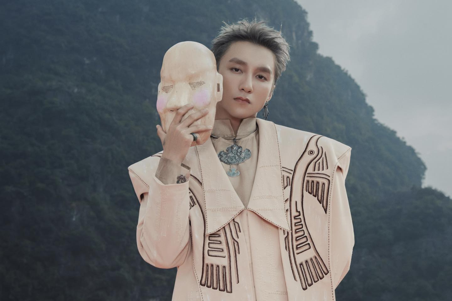 Ninh Bình trong MV Come My Way của Sơn Tùng M - TP: Điểm đến du lịch mới nổi bật năm 2026 - Ảnh 1.