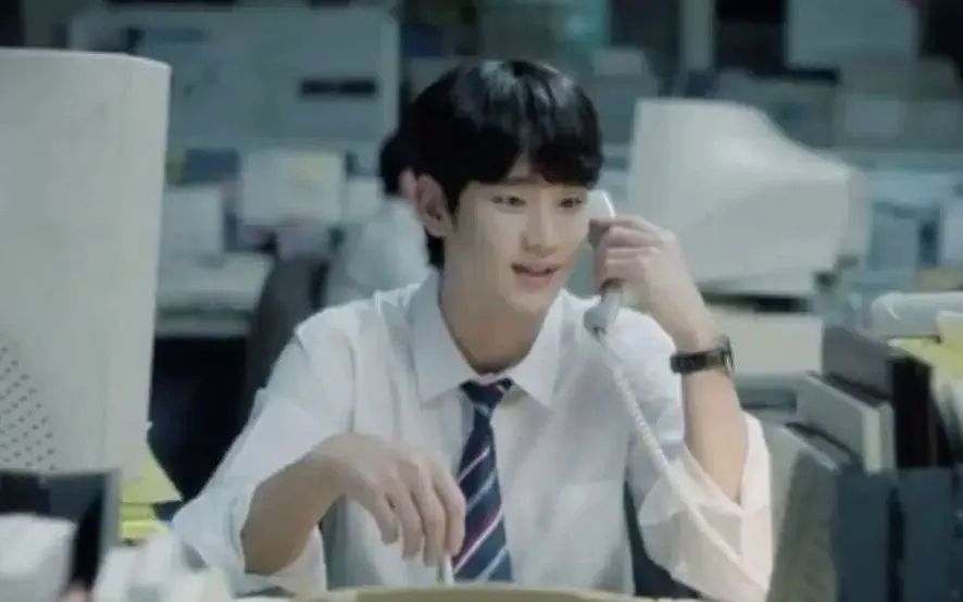 Disney+ x&aacute;c nhận phim &ldquo;Knock-Off&rdquo; của Kim Soo Hyun vẫn bị ho&atilde;n v&ocirc; thời hạn - Ảnh 1.