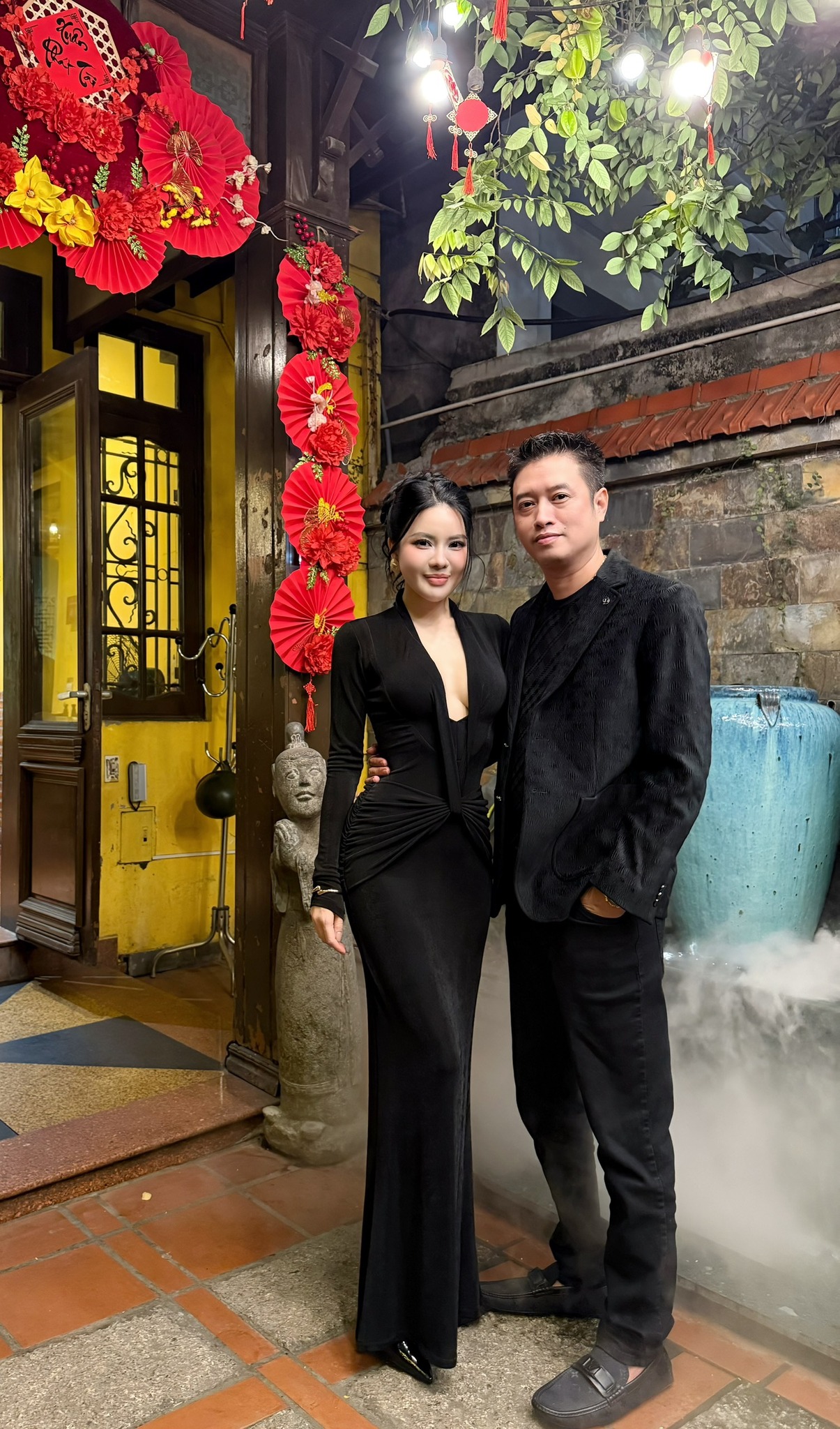Cặp vợ chồng trung ni&ecirc;n 