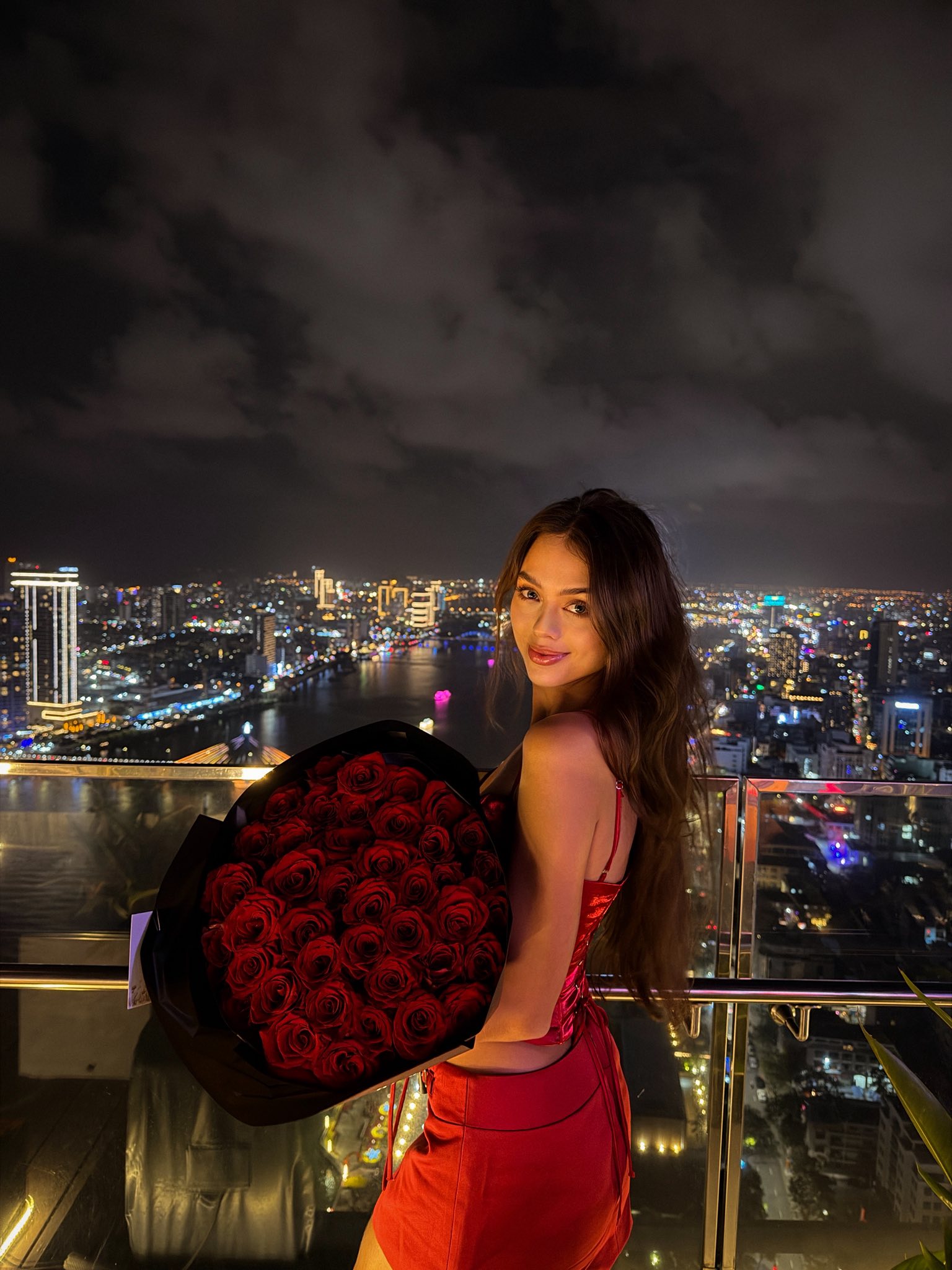 Do&atilde;n Hải My v&agrave; vẻ đẹp mặt mộc nổi bật b&ecirc;n cạnh c&aacute;c n&agrave;ng WAG kh&aacute;c - Ảnh 11.