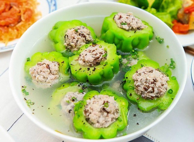 Bất ngờ với loại rau c&oacute; thể ngăn chặn sự ph&aacute;t triển của tế b&agrave;o ung thư: Mọc đầy ở Việt Nam - Ảnh 2.