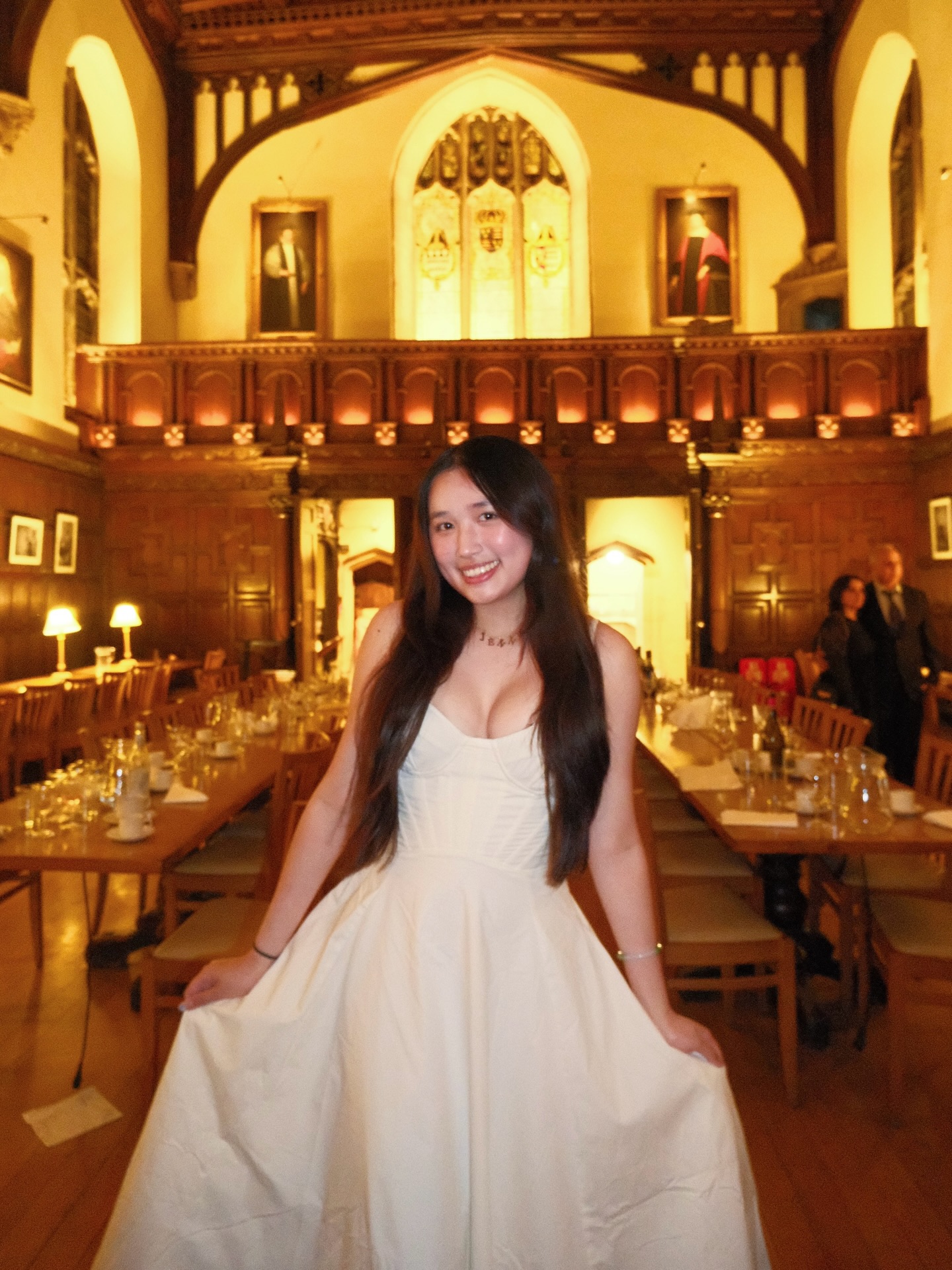 H&igrave;nh ảnh mới nhất của Jenny Huỳnh tại Đại học Oxford năm 2026: B&ugrave;ng nổ visual - Ảnh 1.