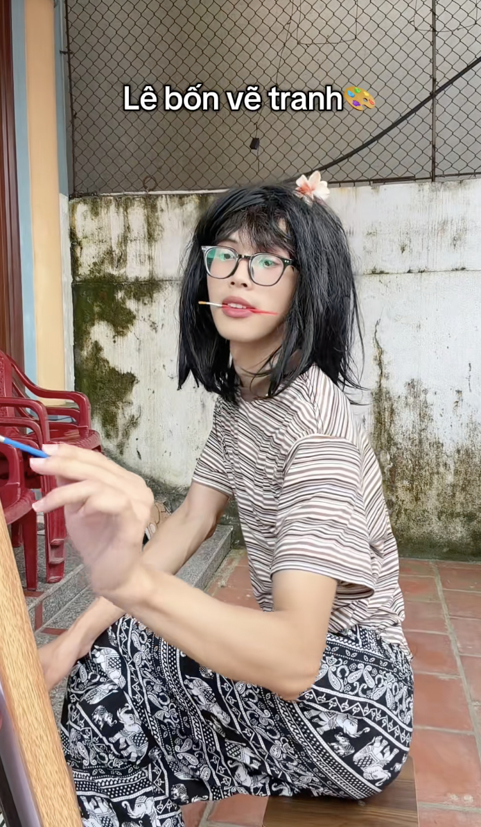 L&ecirc; Bống g&acirc;y sốt với clip ngậm cọ vẽ tranh , tạo trend tr&ecirc;n mạng x&atilde; hội 2026 - Ảnh 7.