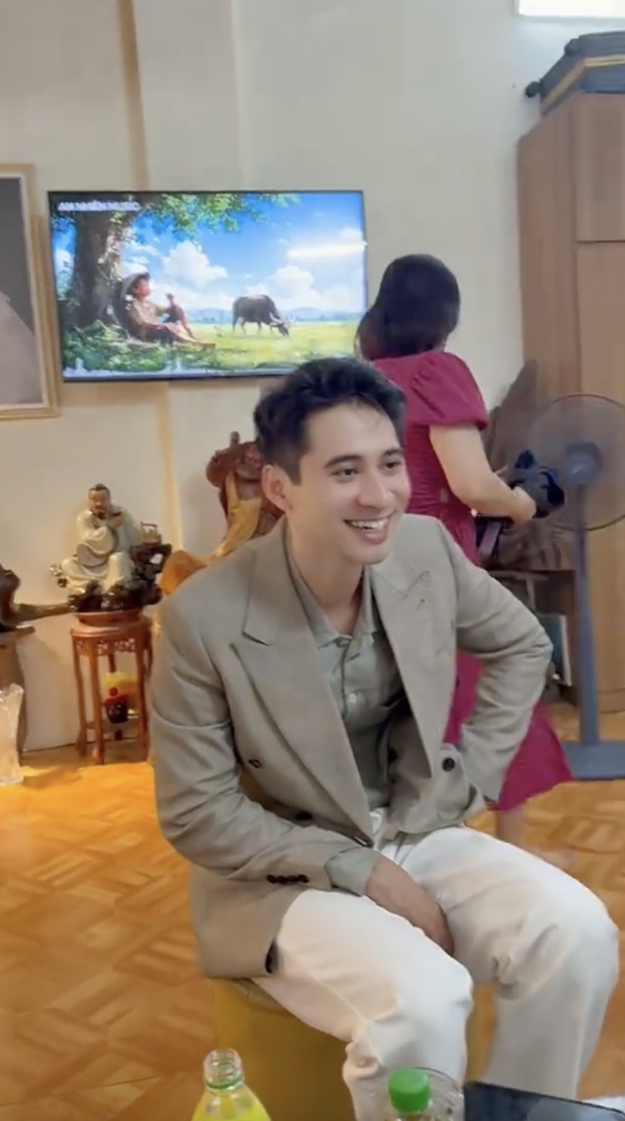 Căn nh&agrave; giản dị của Nam vương Tuấn Ngọc ở phố cổ Hải Ph&ograve;ng - Ảnh 5.