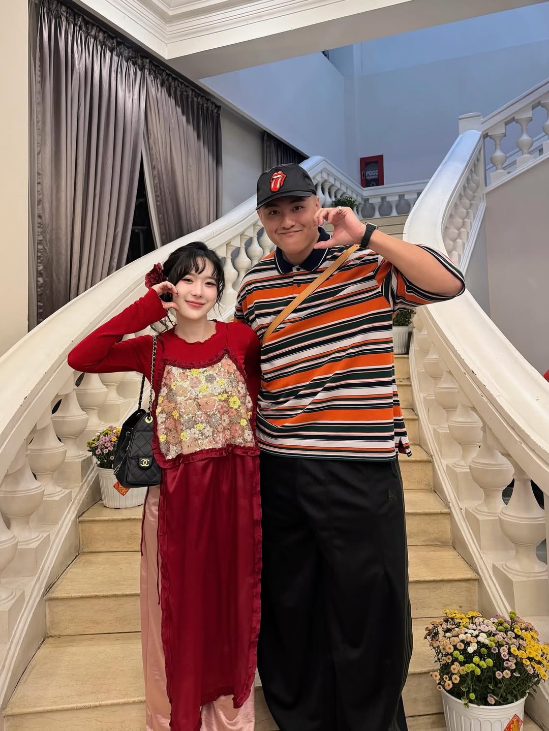 Cuộc sống xa hoa của V&acirc;n Tiny: L&agrave;m d&acirc;u &ldquo; &ocirc;ng tr&ugrave;m &rdquo; điện tử S&agrave;i G&ograve;n 10 năm - Ảnh 2.
