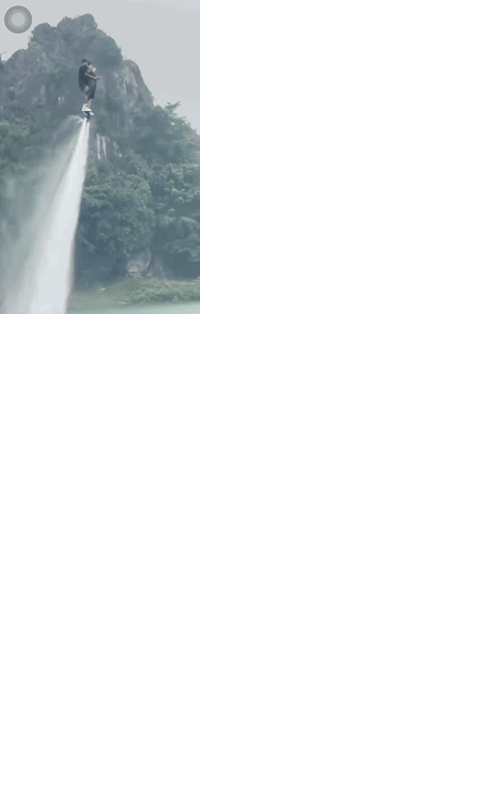 Sự cố flyboard tại Hoa Lư: Người b&aacute;n nước dũng cảm cứu nạn nh&acirc;n trong t&igrave;nh huống nguy hiểm - Ảnh 2.