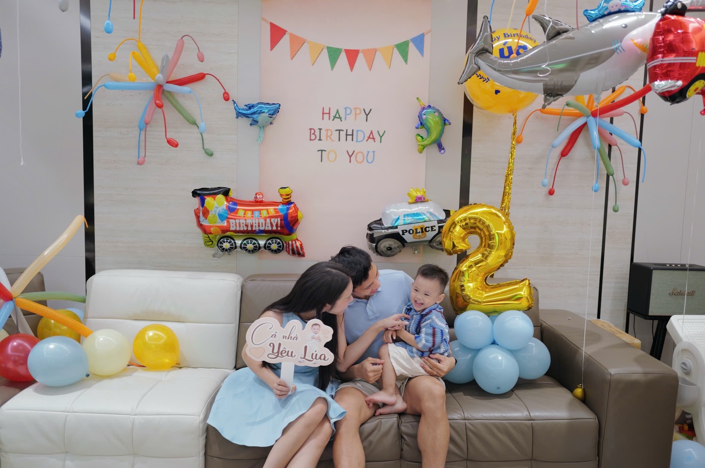 Đo&agrave;n Văn Hậu - Do&atilde;n Hải My tổ chức sinh nhật ấm &aacute;p cho con trai trong biệt thự triệu đ&ocirc; - Ảnh 4.