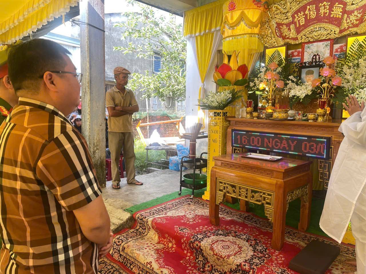 Khởi tố t&agrave;i xế vụ ch&aacute;y xe tại Đ&agrave; Nẵng khiến 2 người chết - Ảnh 2.