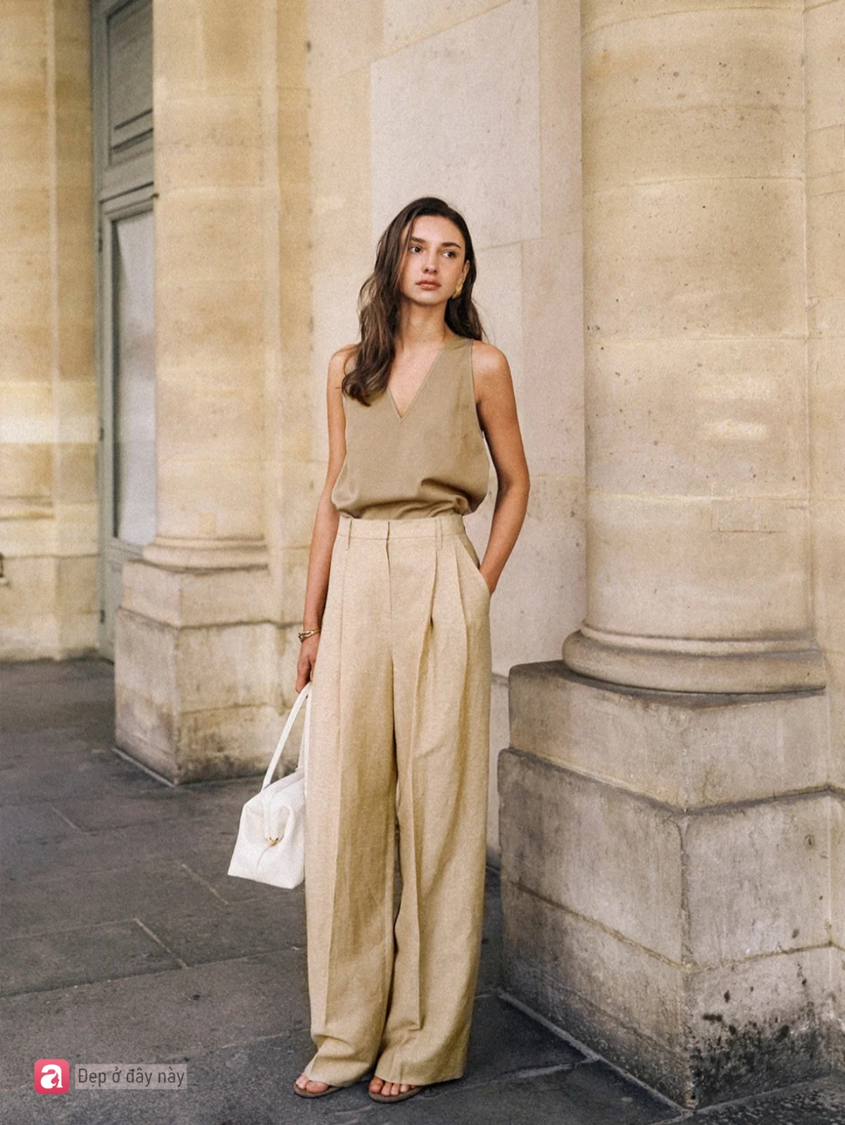 Một ng&agrave;y ở Paris: Khi chủ nghĩa tối giản gặp tinh thần &ldquo;old money&rdquo; - Ảnh 8.