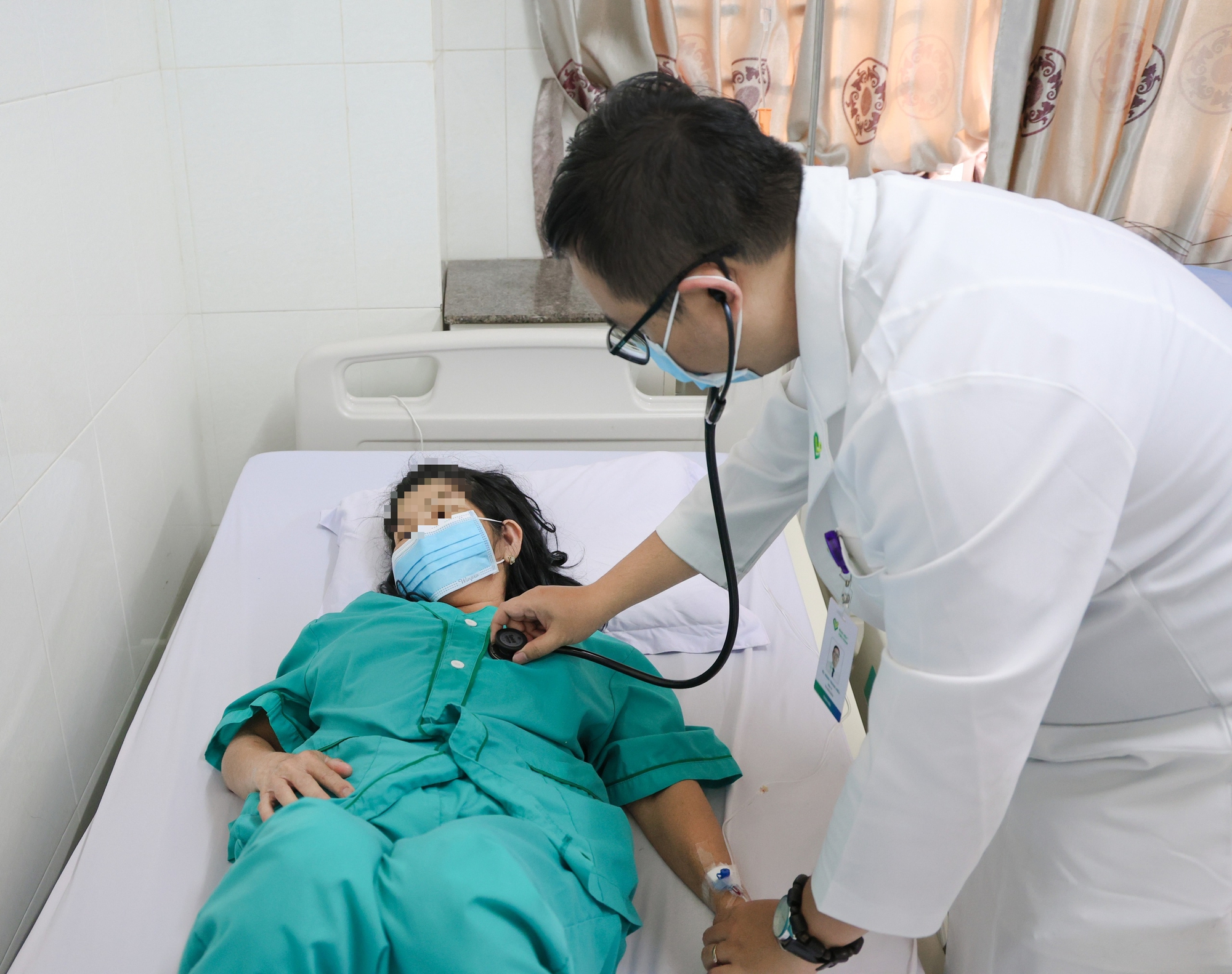 Chủ tiệm b&aacute;nh m&igrave; bị phạt 80 triệu đồng v&igrave; vụ ngộ độc thực phẩm nghi&ecirc;m trọng - Ảnh 1.