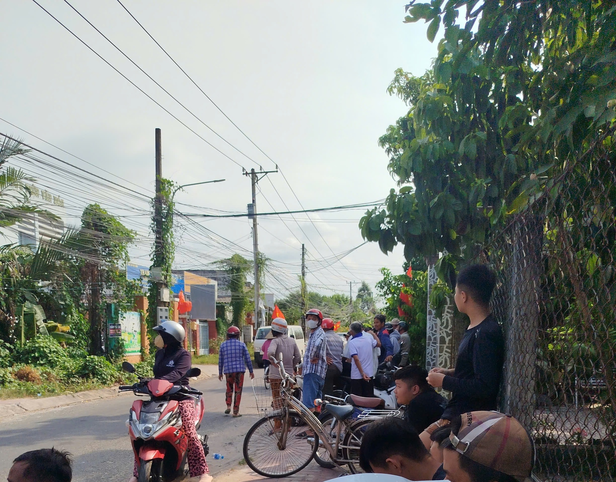 Vụ thảm &aacute;n T&acirc;y Ninh: Nghi phạm hoang tưởng v&agrave; Thi thể nạn nh&acirc;n về C&agrave; Mau - Ảnh 2.