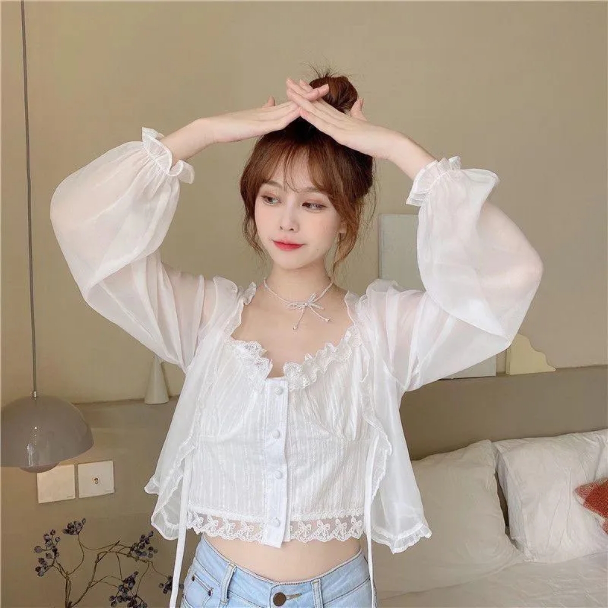 Mặc g&igrave; để tr&ocirc;ng mềm mại v&agrave; c&oacute; gu hơn trong m&ugrave;a h&egrave;? C&acirc;u trả lời l&agrave; &aacute;o chiffon- Ảnh 16.