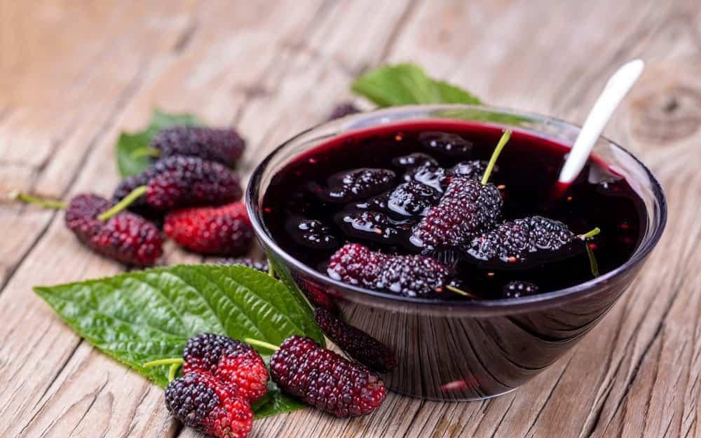 Kh&ocirc;ng chỉ ăn thịt b&ograve; những tr&aacute;i c&acirc;y n&agrave;y cũng gi&agrave;u sắt, nhất c&aacute;i số 1 ở qu&ecirc; rụng đầy vườn - Ảnh 1.