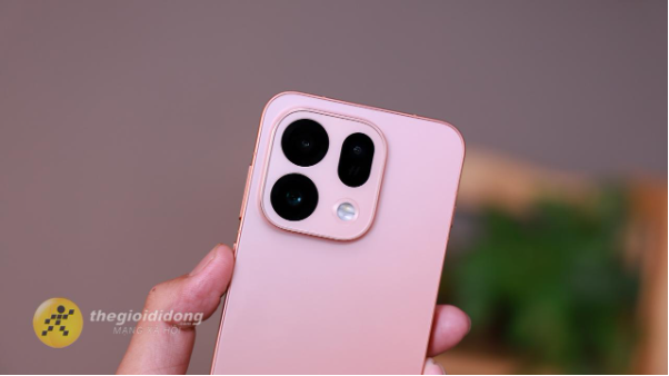 Đ&aacute;nh gi&aacute; chi tiết OPPO Find X9s: Ngo&agrave;i camera, c&ograve;n 1 thứ kh&aacute;c đ&aacute;ng quan t&acirc;m? - Ảnh 2.