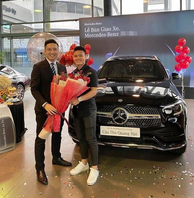 Chu Thanh Huyền b&aacute;n xe 5 tỷ đồng v&agrave; c&acirc;u chuyện gia thế khủng của mẹ v&agrave; b&eacute; - Ảnh 3.