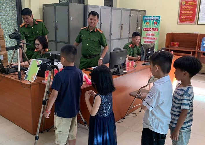 C&ocirc;ng an cảnh b&aacute;o phụ huynh về lừa đảo t&agrave;i khoản định danh điện tử cho trẻ em 2026 - Ảnh 1.