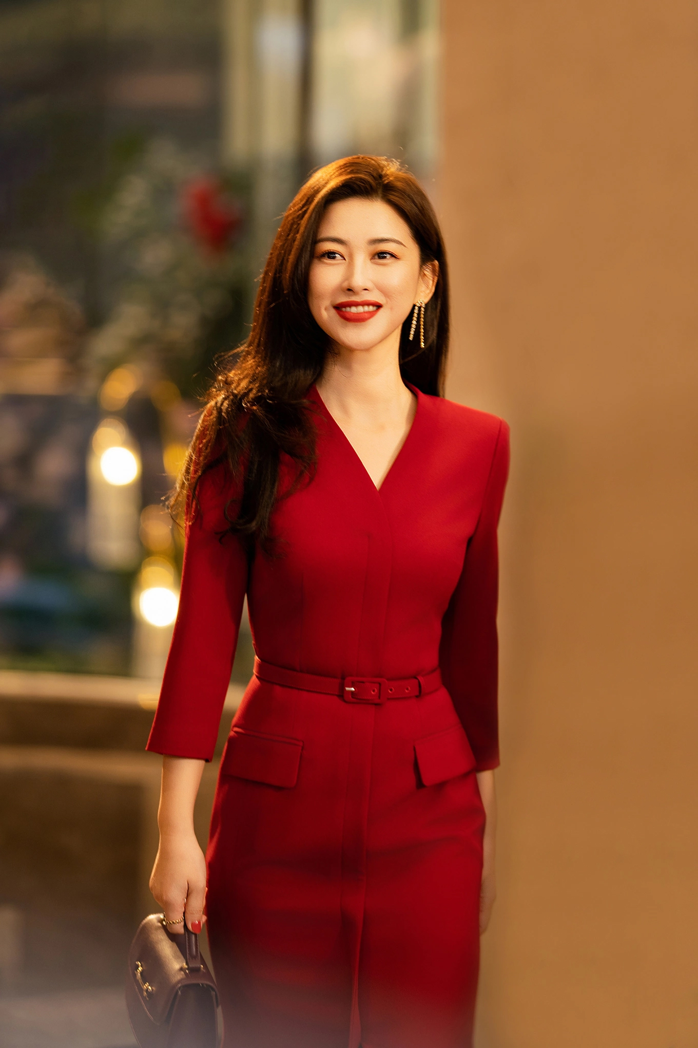 Nữ ch&iacute;nh 