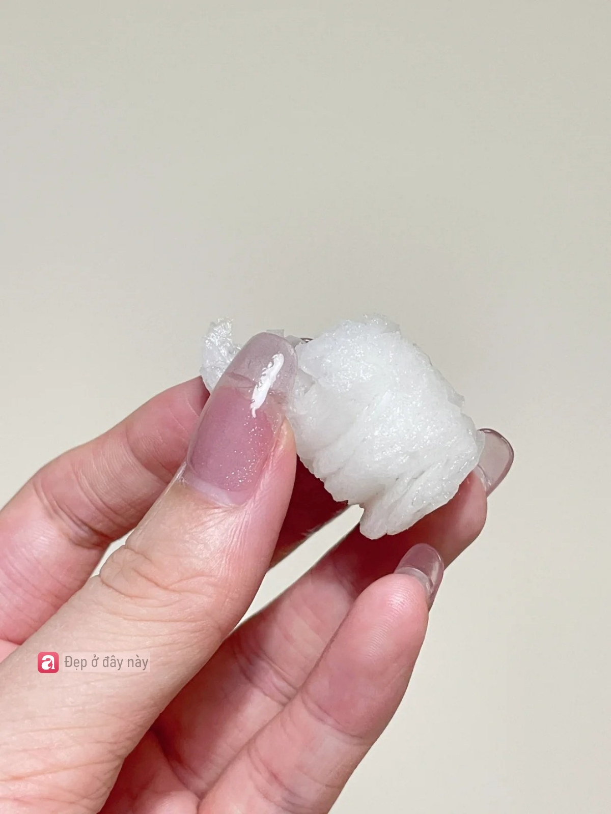 T&ocirc;i chỉ d&ugrave;ng nước hoa hồng v&agrave; mặt nạ giấy, nhưng da lại s&aacute;ng khỏe hơn trước - Ảnh 5.
