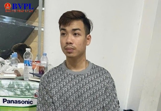 Phẫn nộ vụ bé gái 4 tuổi tử vong vì bạo hành từ cha dượng và mẹ đẻ - Ảnh 1.