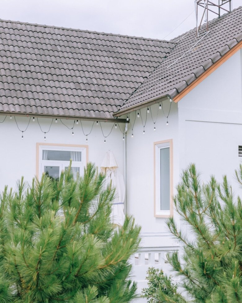 Chủ tịch kh&aacute;ch sạn 4 sao cưới &Aacute; hậu Quỳnh Ch&acirc;u: Chuyện t&igrave;nh đẹp v&agrave; cơ ngơi sang trọng - Ảnh 7.
