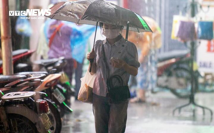 Dự b&aacute;o thời tiết H&agrave; Nội 10 ng&agrave;y tới v&agrave; ảnh hưởng của kh&ocirc;ng kh&iacute; lạnh mới nhất - Ảnh 1.