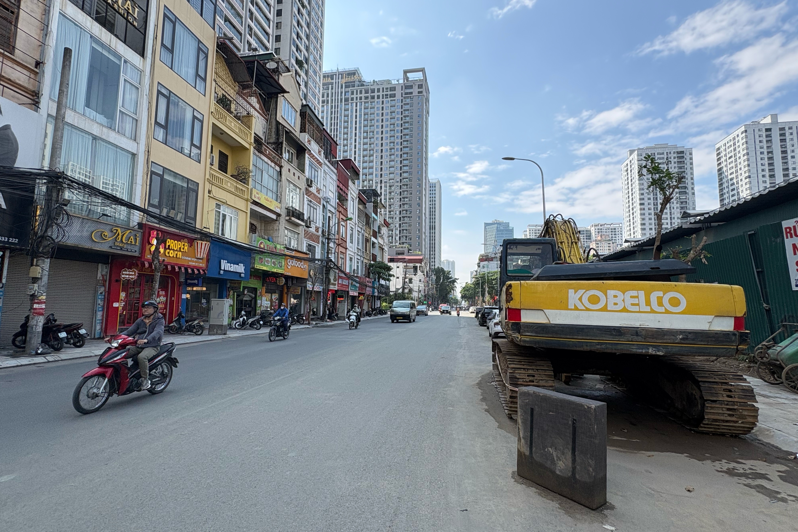 Diện mạo đường Nguyễn Tuân ngay lúc này - Ảnh 8.
