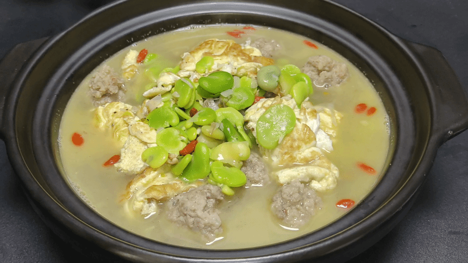 T&ocirc;i m&ecirc; t&iacute;t m&oacute;n canh n&agrave;y, dễ nấu m&agrave; h&uacute;p một ngụm nước d&ugrave;ng l&agrave; thấy ngon tuyệt - Ảnh 1.