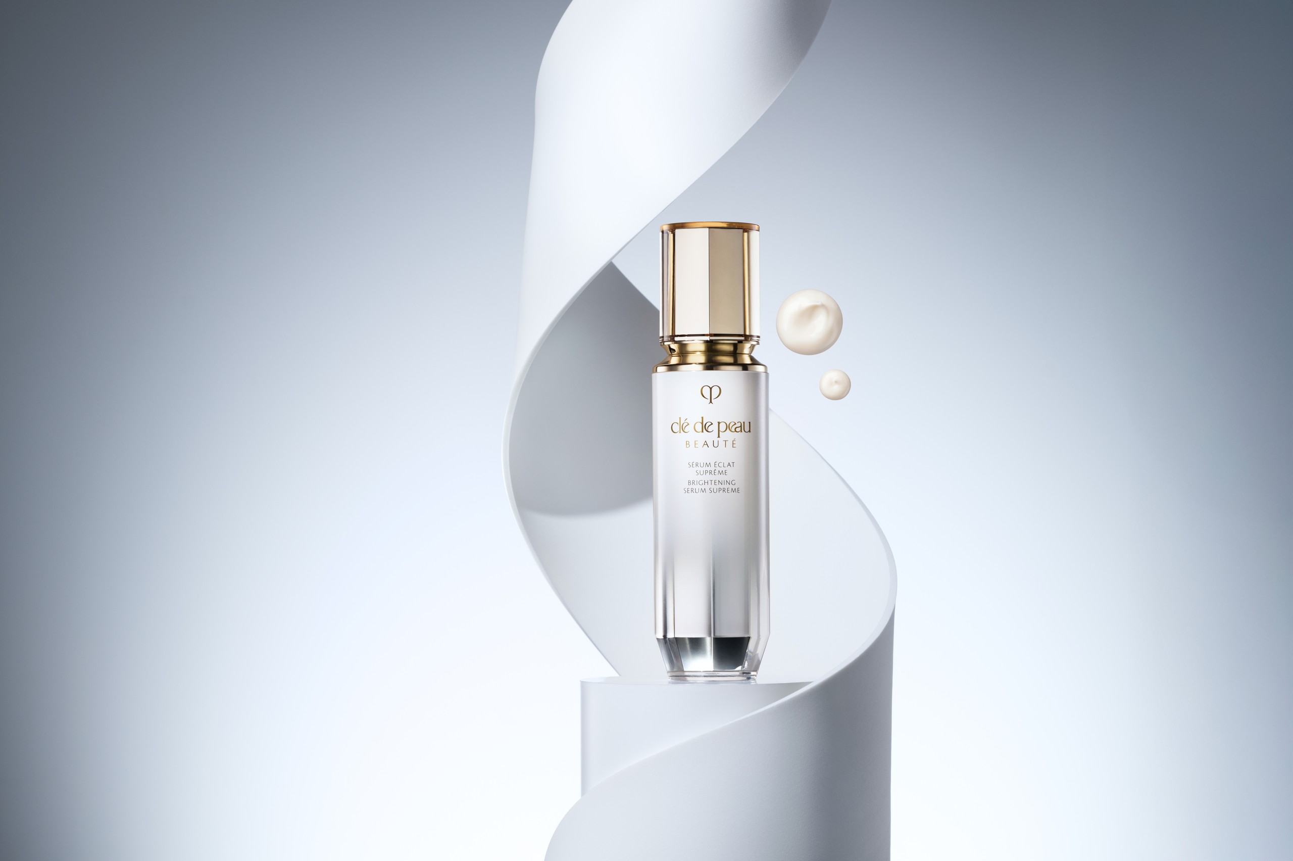 Cl&eacute; de Peau Beaut&eacute; ra mắt d&ograve;ng sản phẩm Brightening Serum Supreme: Bước tiến mới trong kỷ nguy&ecirc;n dưỡng s&aacute;ng da từ cấp độ tế b&agrave;o gen - Ảnh 2.
