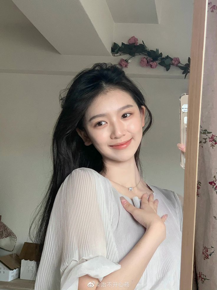 Chi&ecirc;u dưỡng t&oacute;c đen mượt, giảm t&oacute;c bạc của 