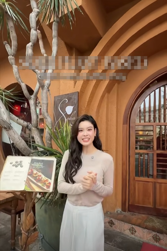 Mỹ nh&acirc;n đ&igrave;nh đ&aacute;m l&agrave; mẹ đơn th&acirc;n, ng&agrave;y c&agrave;ng n&oacute;ng nỏng sau ly h&ocirc;n, sở hữu nh&agrave; h&agrave;ng to ở quận 1 - Ảnh 4.
