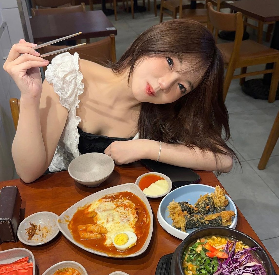 Ớt lại một lần nữa g&acirc;y ch&uacute; &yacute;: C&aacute;c b&aacute;c sĩ ph&aacute;t hiện bệnh nh&acirc;n đột quỵ ăn v&agrave;o xuất hiện 4 thay đổi - Ảnh 2.