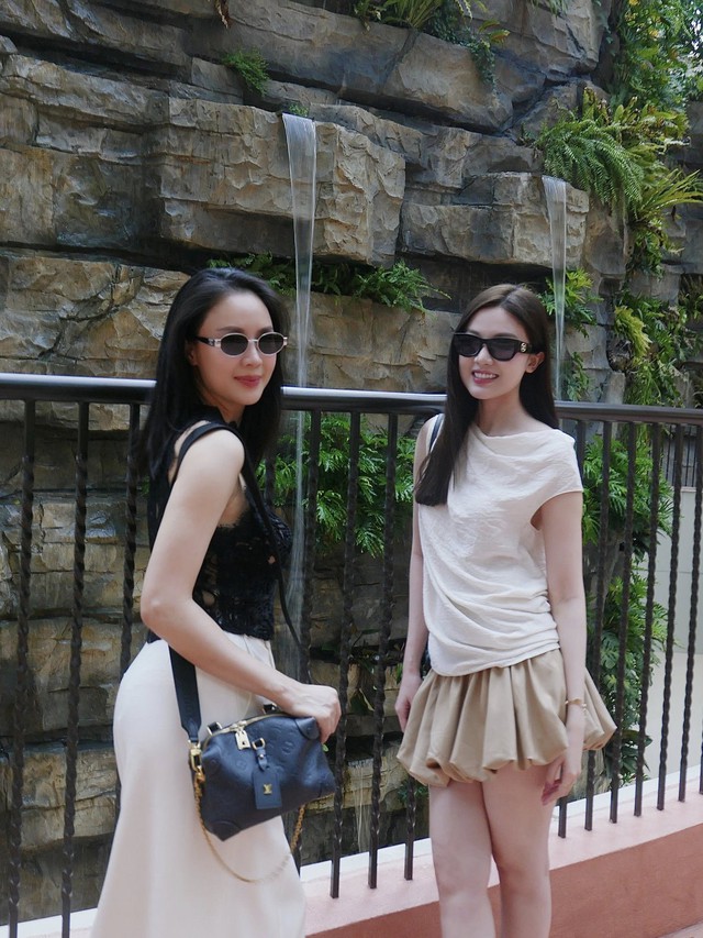 D&ugrave; h&agrave;ng loạt mỹ nữ xuất hiện nhưng "b&oacute;ng hồng" n&agrave;y vẫn l&agrave; đỉnh cao nhan sắc phim giờ v&agrave;ng VTV: L&ecirc;n phim n&agrave;o l&agrave; "rần rần" phim đ&oacute;- Ảnh 4.