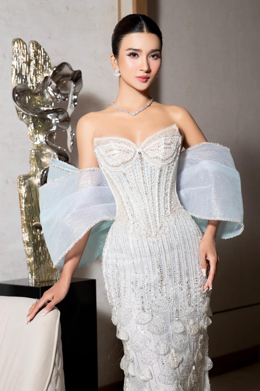 Mỹ nh&acirc;n Việt lọt đề cử top 100 gương mặt đẹp nhất thế giới, nhận c&aacute;t x&ecirc; 2.000USD khi mới 16 tuổi: D&aacute;ng đẹp nhờ th&oacute;i quen mỗi s&aacute;ng kh&ocirc;ng tốn 1 xu- Ảnh 3.