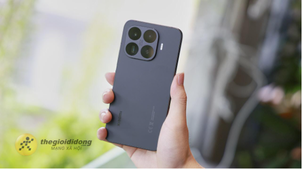 Ngo&agrave;i camera Leica v&agrave; vi&ecirc;n pin lớn, Xiaomi 17T Pro c&oacute; g&igrave; để cạnh tranh với iPhone 17? - Ảnh 1.