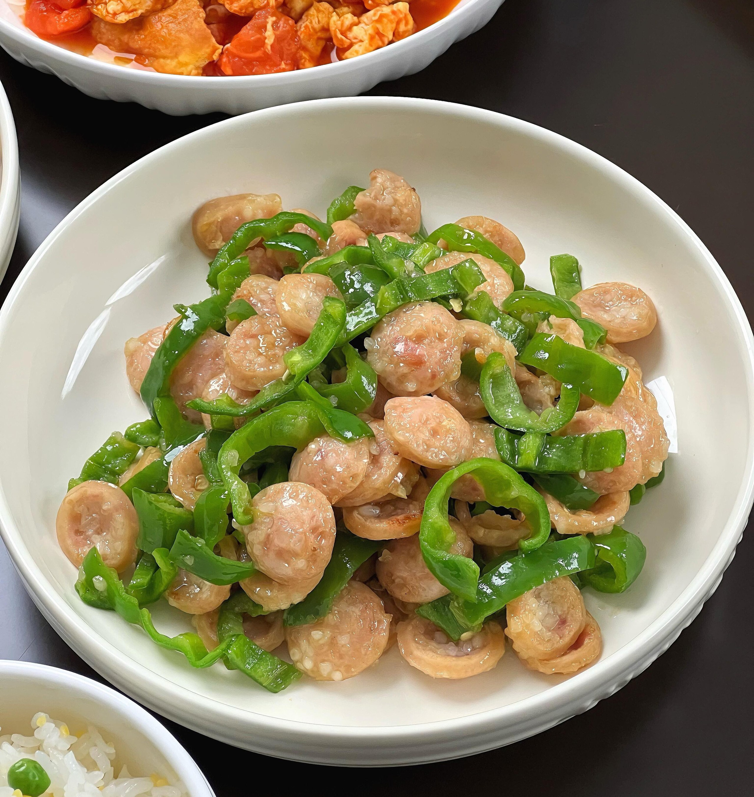 Bữa trưa chồng t&ocirc;i nấu l&uacute;c n&agrave;o cũng ngon tuyệt: Chỉ 3 m&oacute;n đơn giản nhưng khiến t&ocirc;i ăn hết 2 b&aacute;t cơm lớn - Ảnh 1.