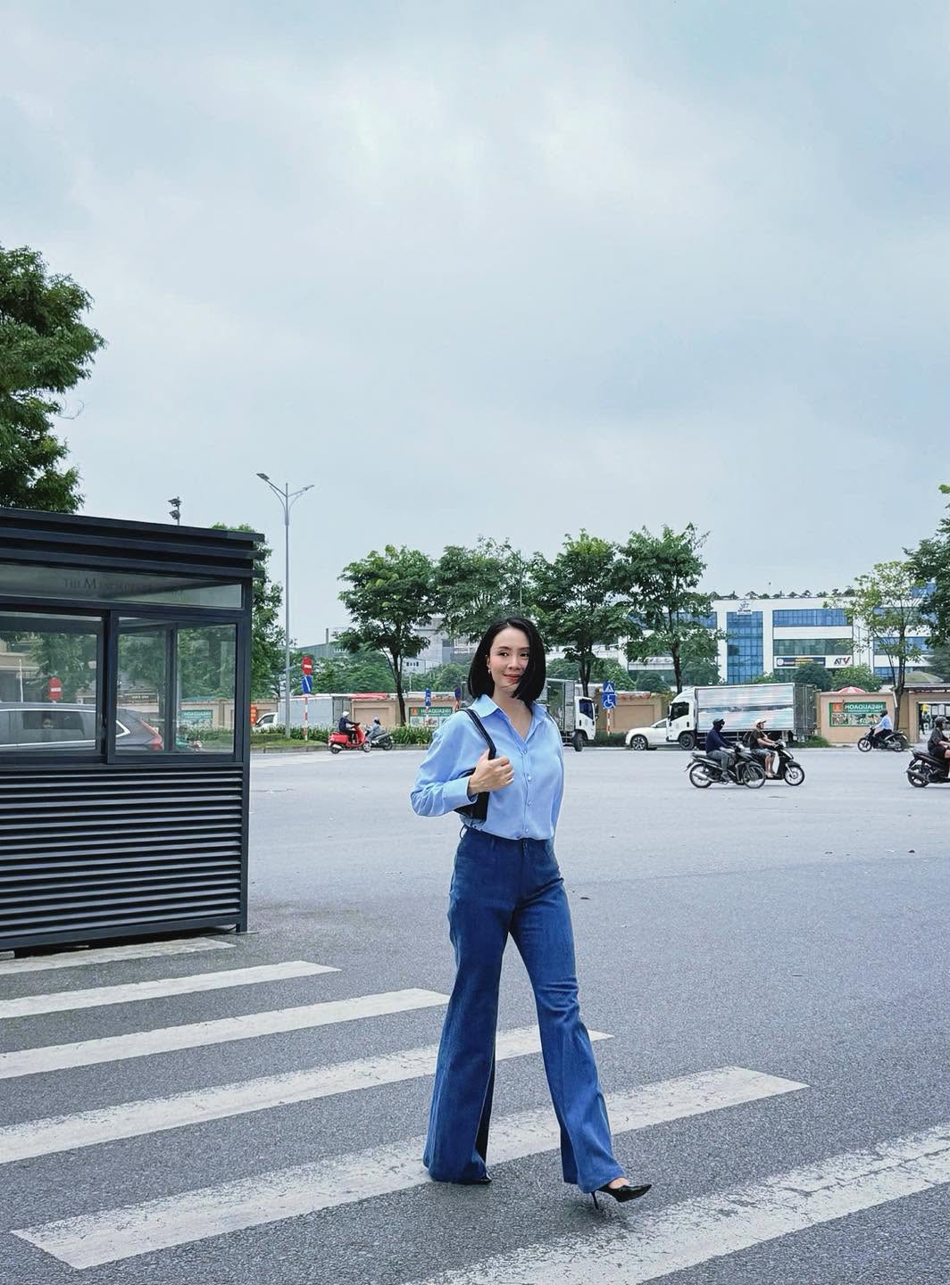 Nữ diễn vi&ecirc;n kh&ocirc;ng bao giờ đ&oacute;ng cảnh h&ocirc;n m&ocirc;i, U45 vẫn l&agrave; 