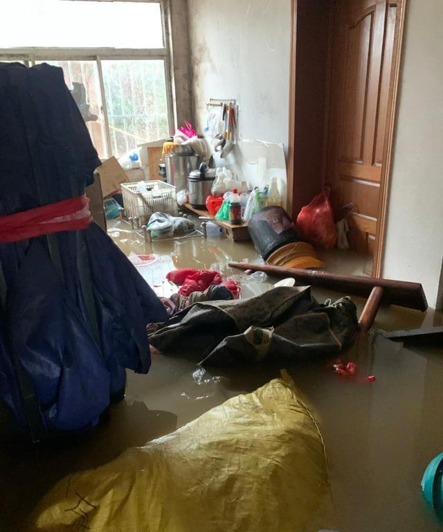 T&ocirc;i hối hận v&igrave; mua căn hộ tầng 1 c&oacute; s&acirc;n ri&ecirc;ng: Chỉ sau 6 th&aacute;ng đ&atilde; phải b&aacute;n lỗ, b&agrave;i học đắt gi&aacute; từ giấc mơ &ldquo;nh&agrave; vườn giữa phố&rdquo; - Ảnh 4.