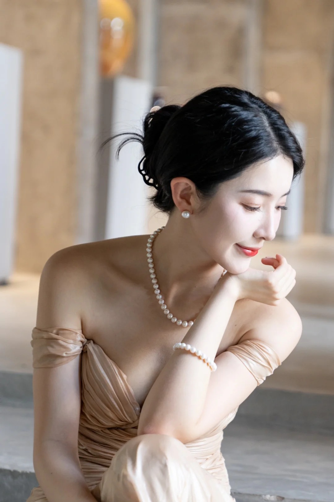 Vibe gi&agrave;u sang v&agrave; tự chủ của phụ nữ: B&iacute; quyết kh&ocirc;ng nằm ở nhan sắc - Ảnh 2.