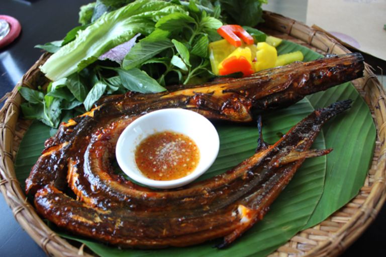 Loại c&aacute; c&oacute; t&ecirc;n 