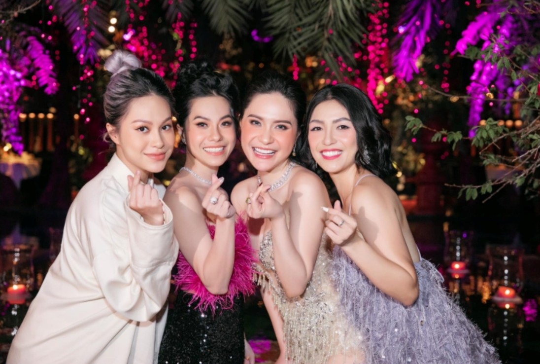 Đo&agrave;n Di Băng v&agrave; h&agrave;nh tr&igrave;nh vượt kh&oacute; từ c&ocirc; g&aacute;i ngh&egrave;o đến đại gia quận 7 - Ảnh 1.