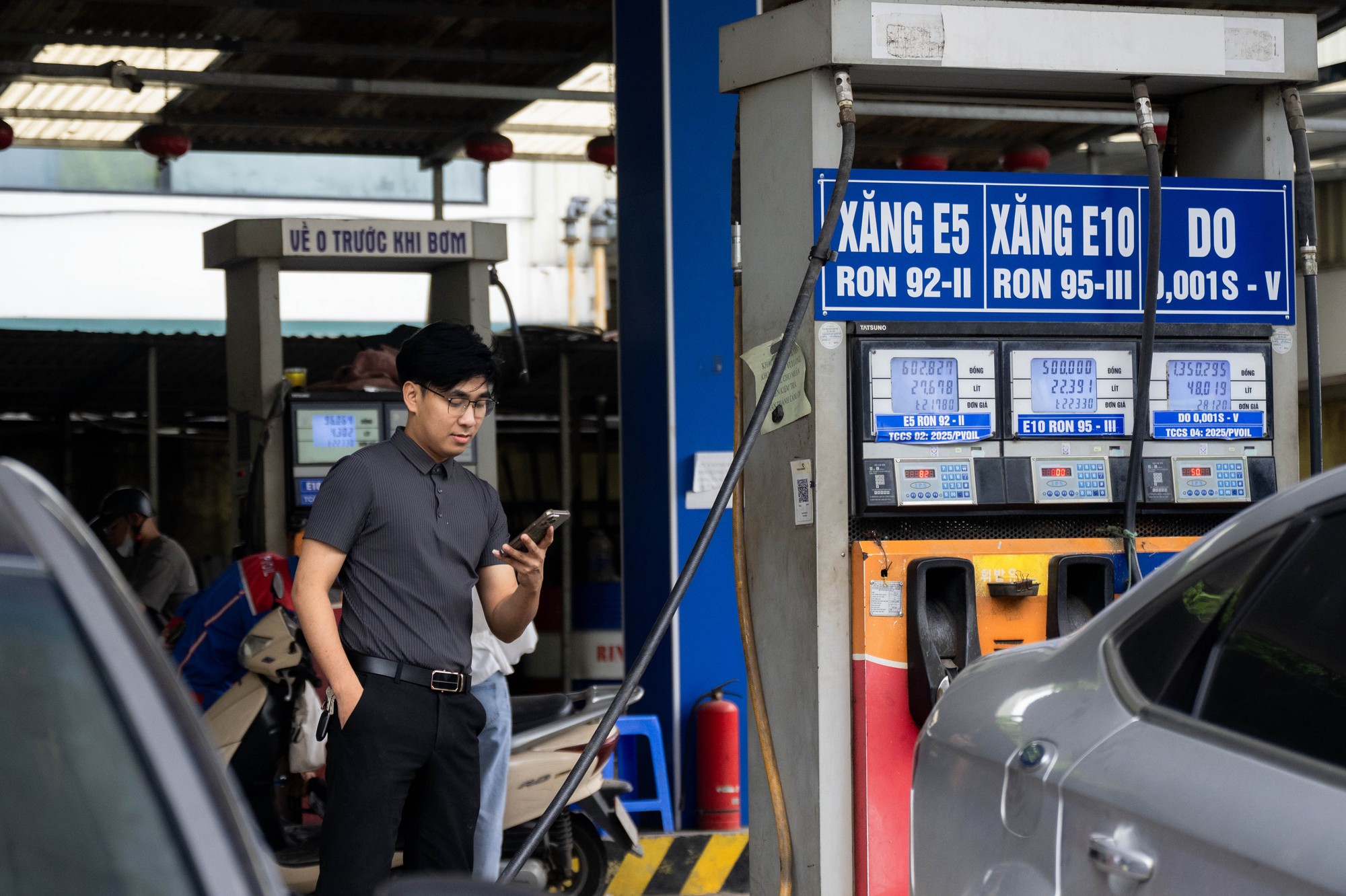 Xăng E5 v&agrave; E10 tại H&agrave; Nội , tp . Hcm: C&acirc;y xăng vẫn b&aacute;n song song 2026 - Ảnh 14.