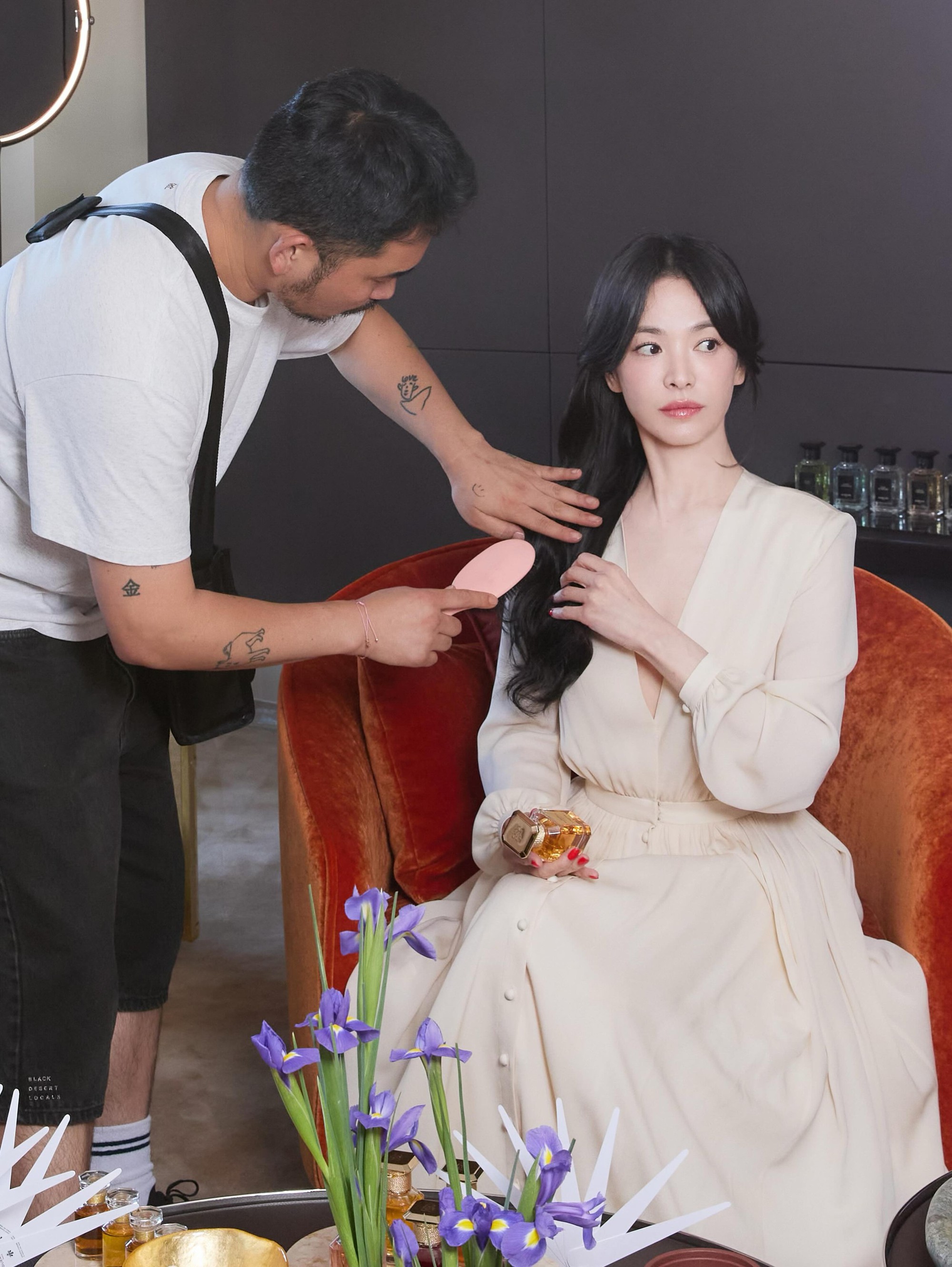 H&igrave;nh ảnh mới của Song Hye Kyo khiến Suzy cũng phải cảm th&aacute;n- Ảnh 6.